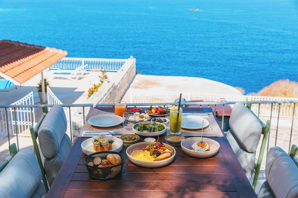 Mavilim Hotel 32/48