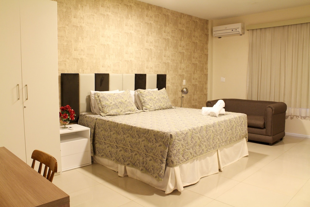 San Phillip Flat Hotel 6/33