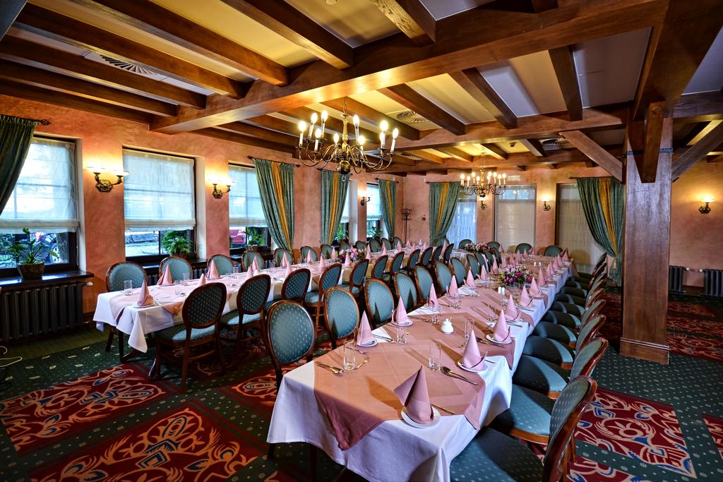 EX. BEST WESTERN HOTEL ZUBROWKA 17/22