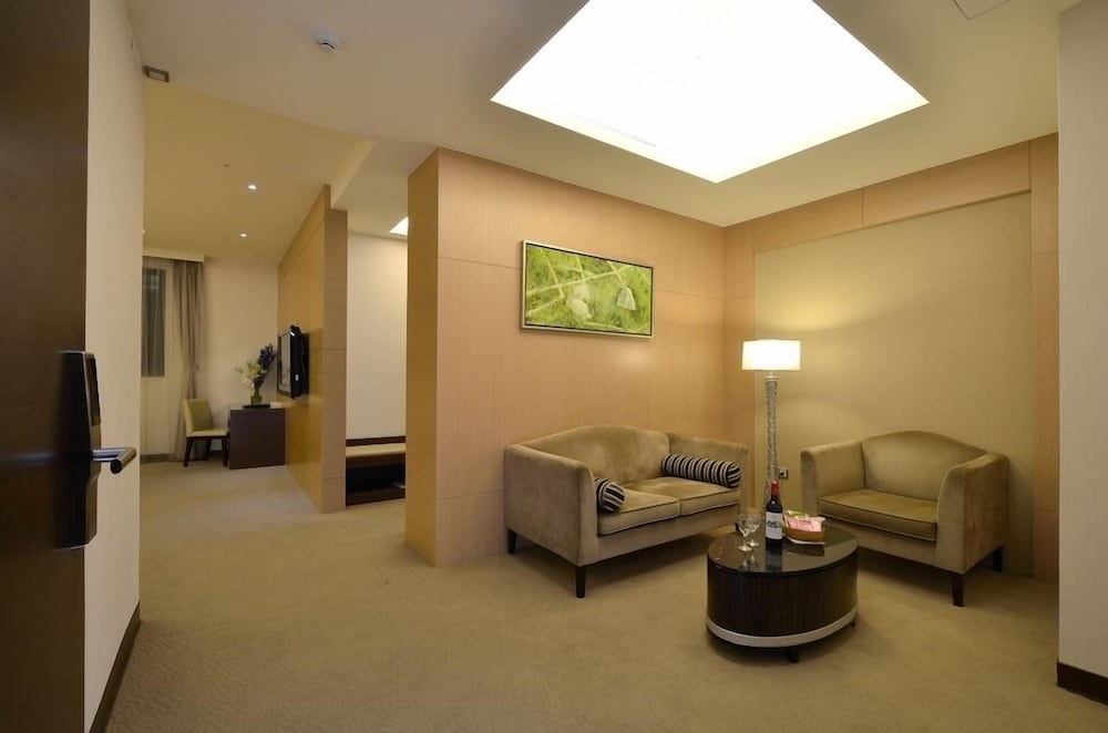 EVER DELIGHTFUL BUSINESS HOTEL 47/61
