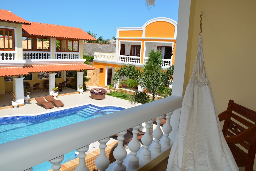 Hotel Villa Beija Flor 10/74