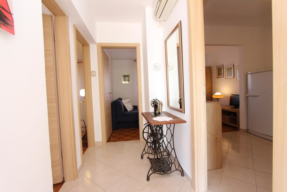 COCALETTO APARTMENTS 17/71