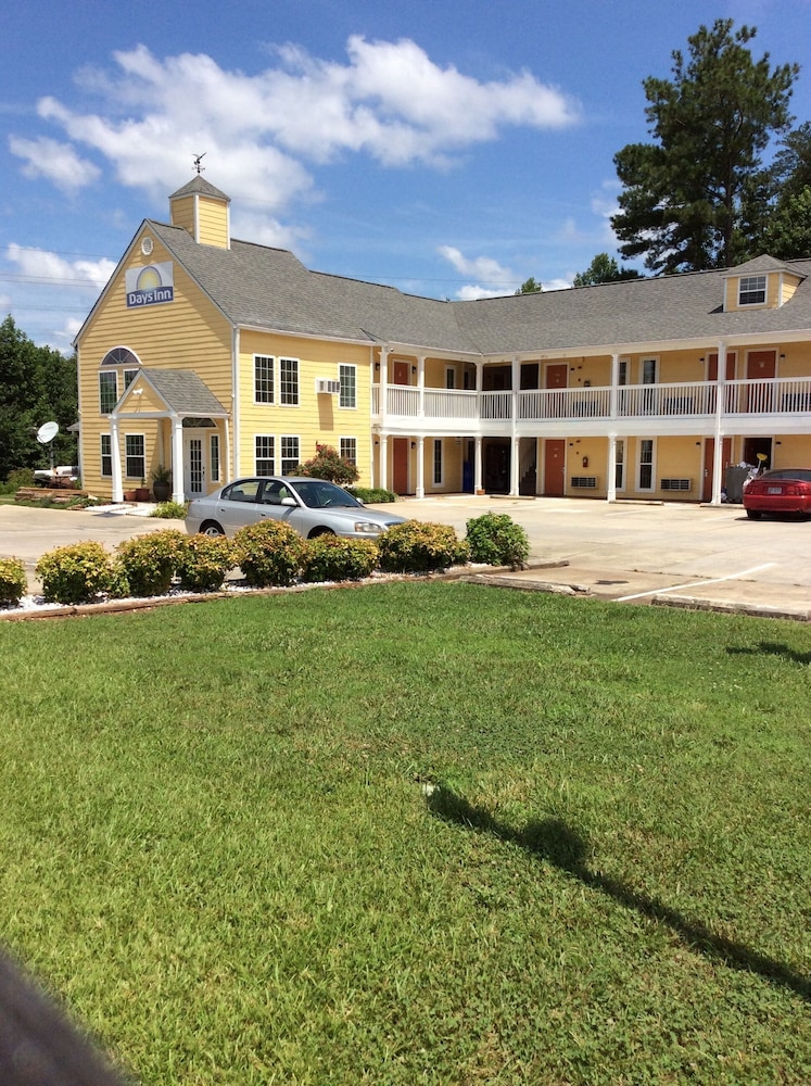 Days Inn by Wyndham Cornelia 5/21