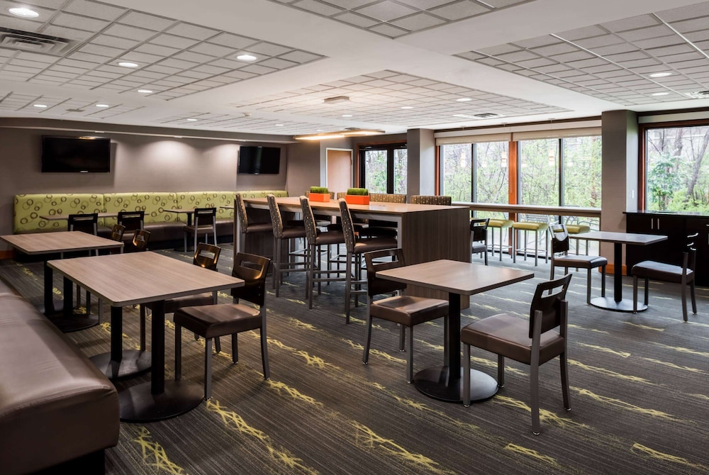 Wingate by Wyndham Columbia 21/32