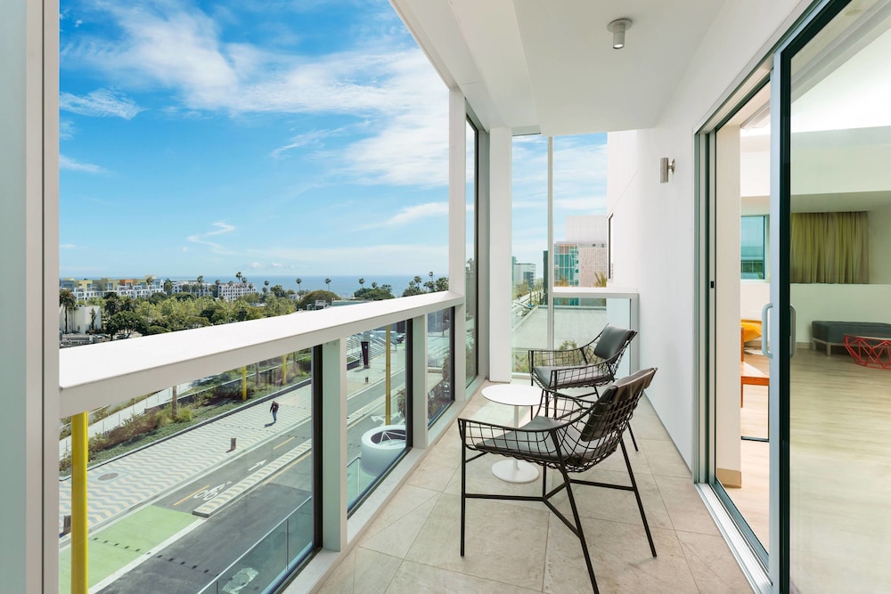 Courtyard by Marriott Santa Monica in SANTA MONICA - CA