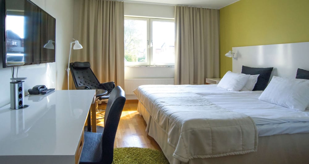 First Hotel Planetstaden 28/83