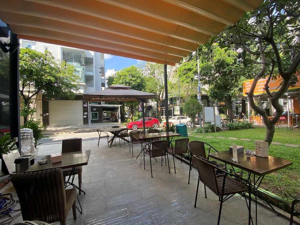 Laguna Hotel 31/41