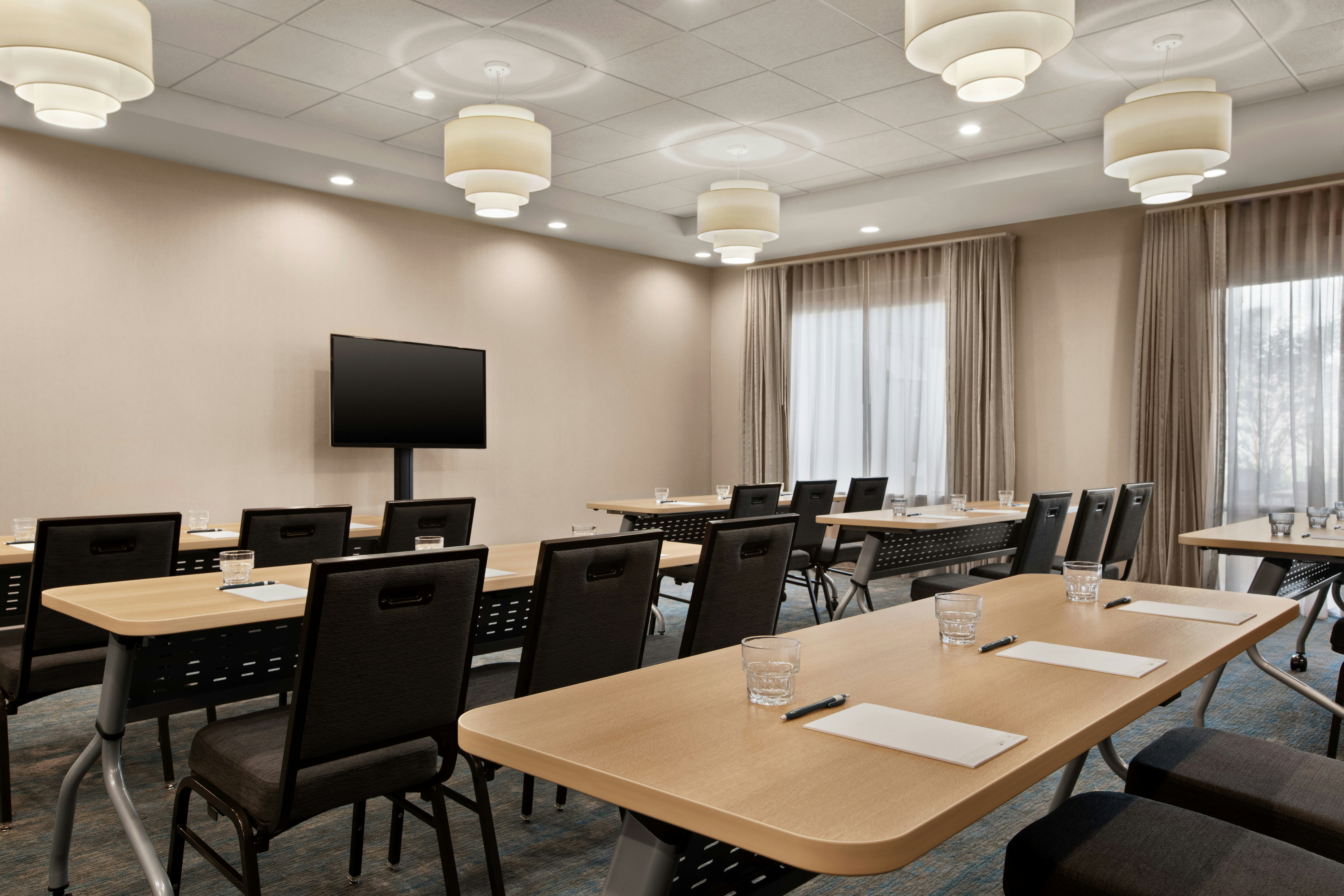 Homewood Suites By Hilton Houston NW At Beltway 8 TX 16/23
