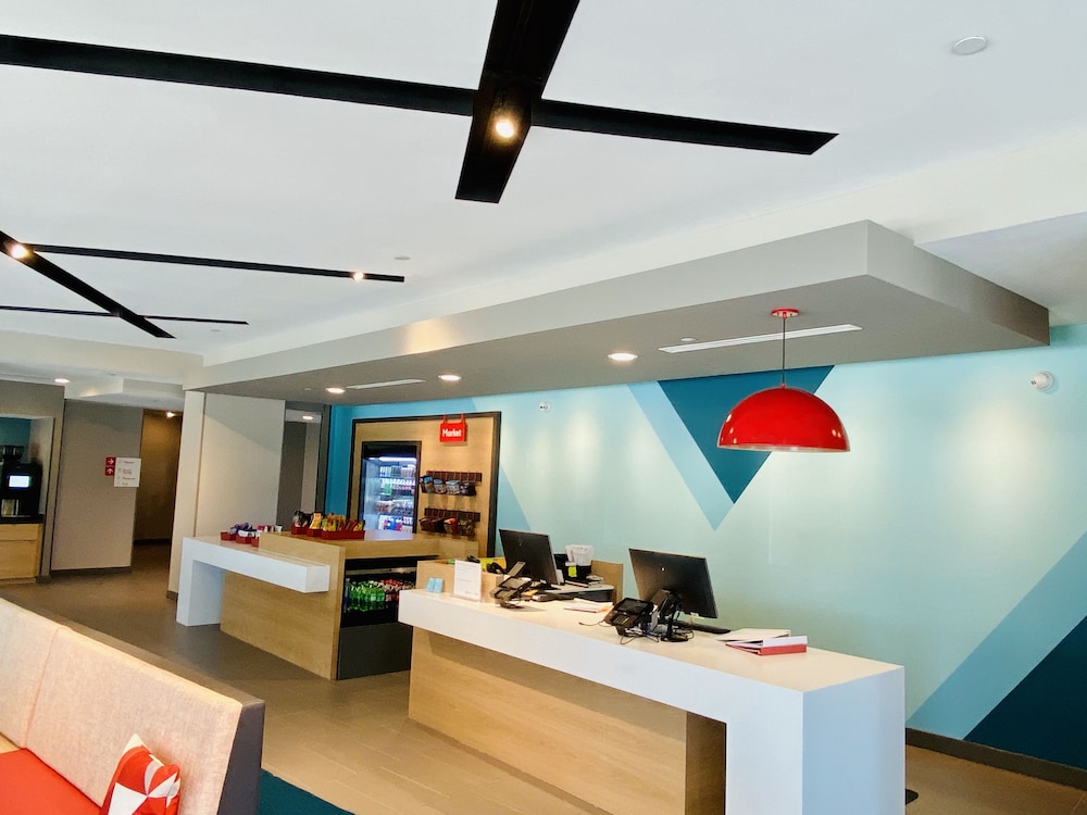 Avid Hotels Beaumont 38/48