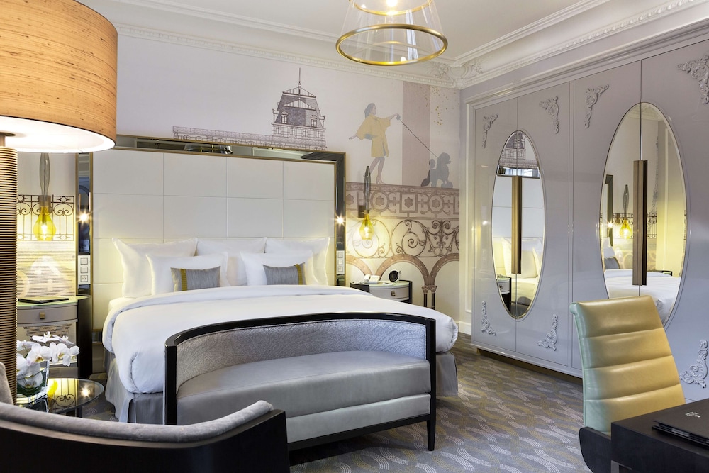 Hilton Paris Opera 28/81