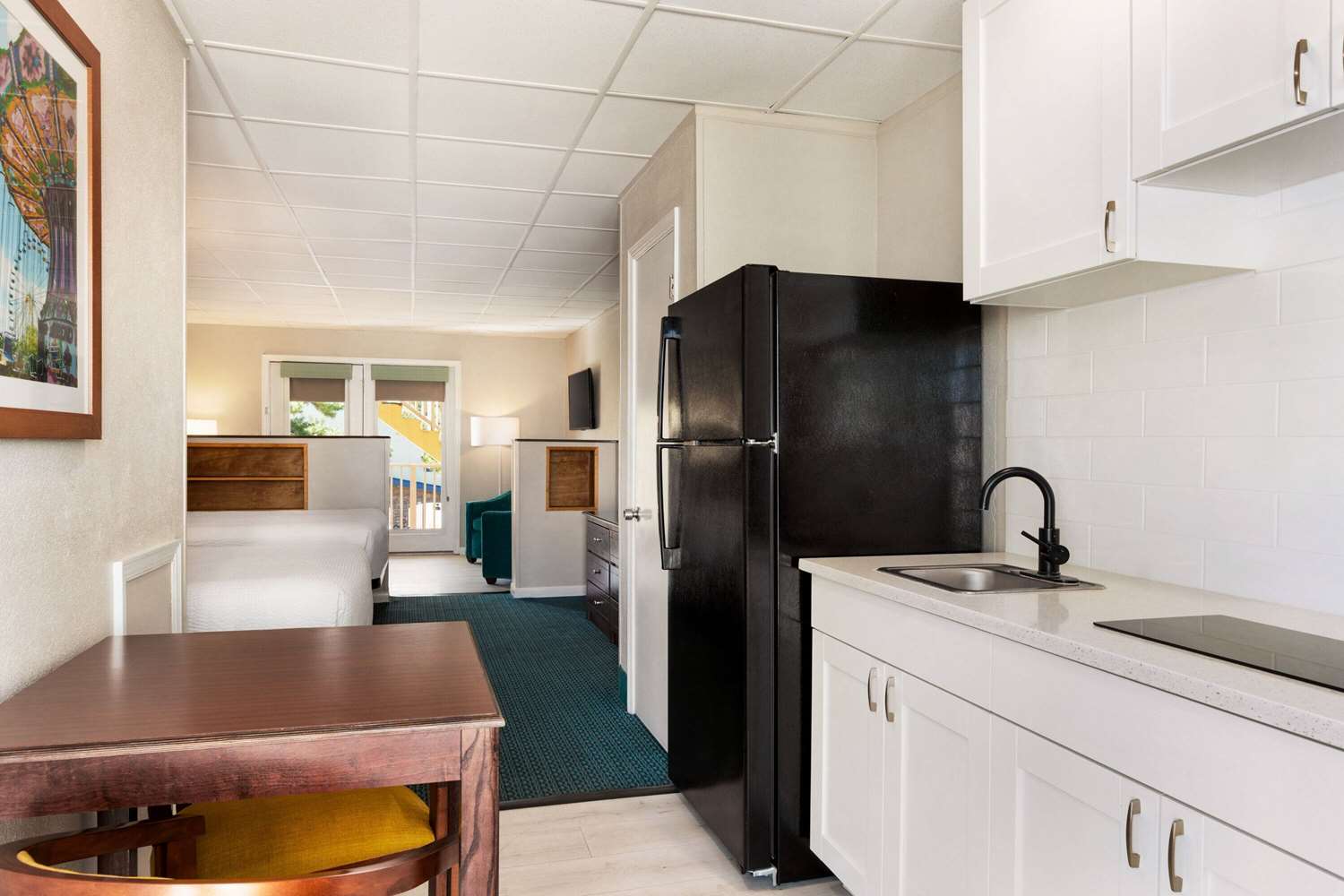 Days Inn by Wyndham Ocean City Oceanfront 64/64
