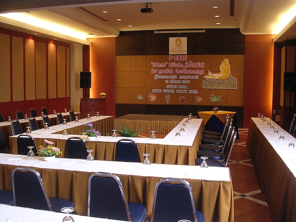 Hadyai Golden Crown Hotel 50/58