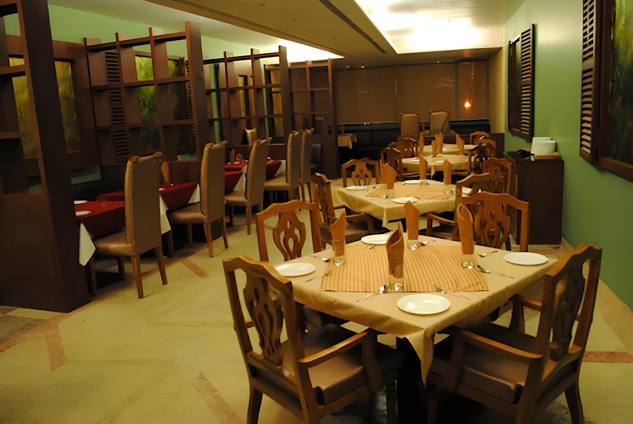 Hotel Venkatesh International 17/20