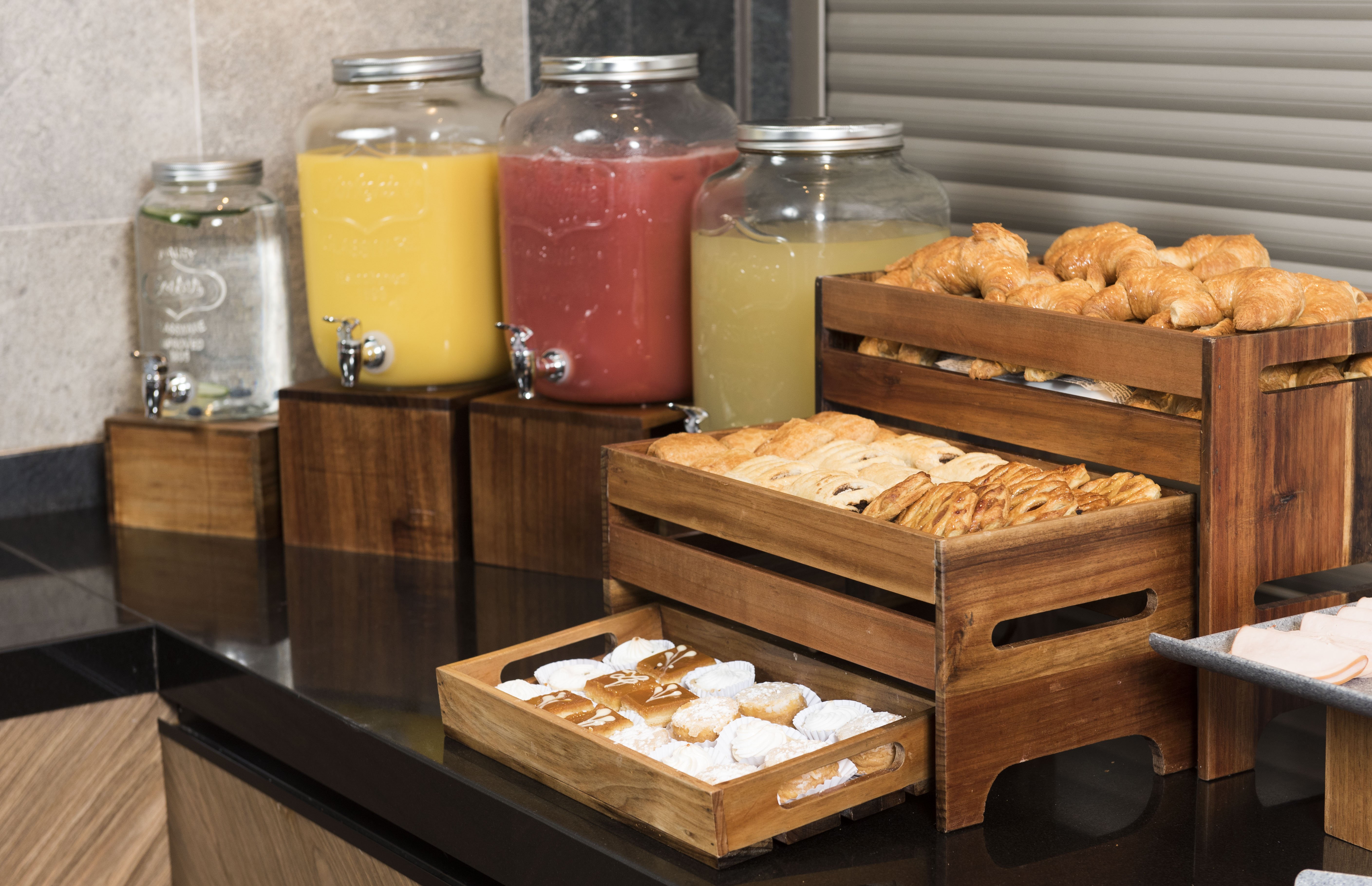 HOLIDAY INN EXPRESS CONCEPCION 36/74