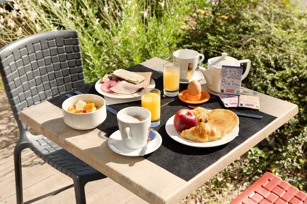 Holiday Inn Express Toulon Est 50/60