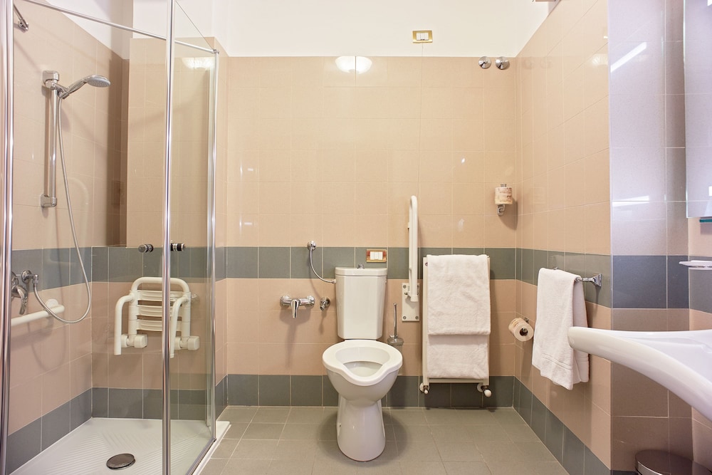 Albergo Mazzanti 58/60