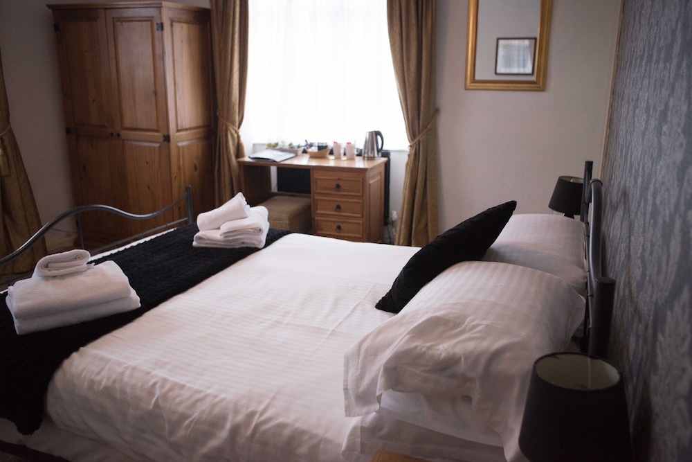Village House Hotel - Inn 13/31
