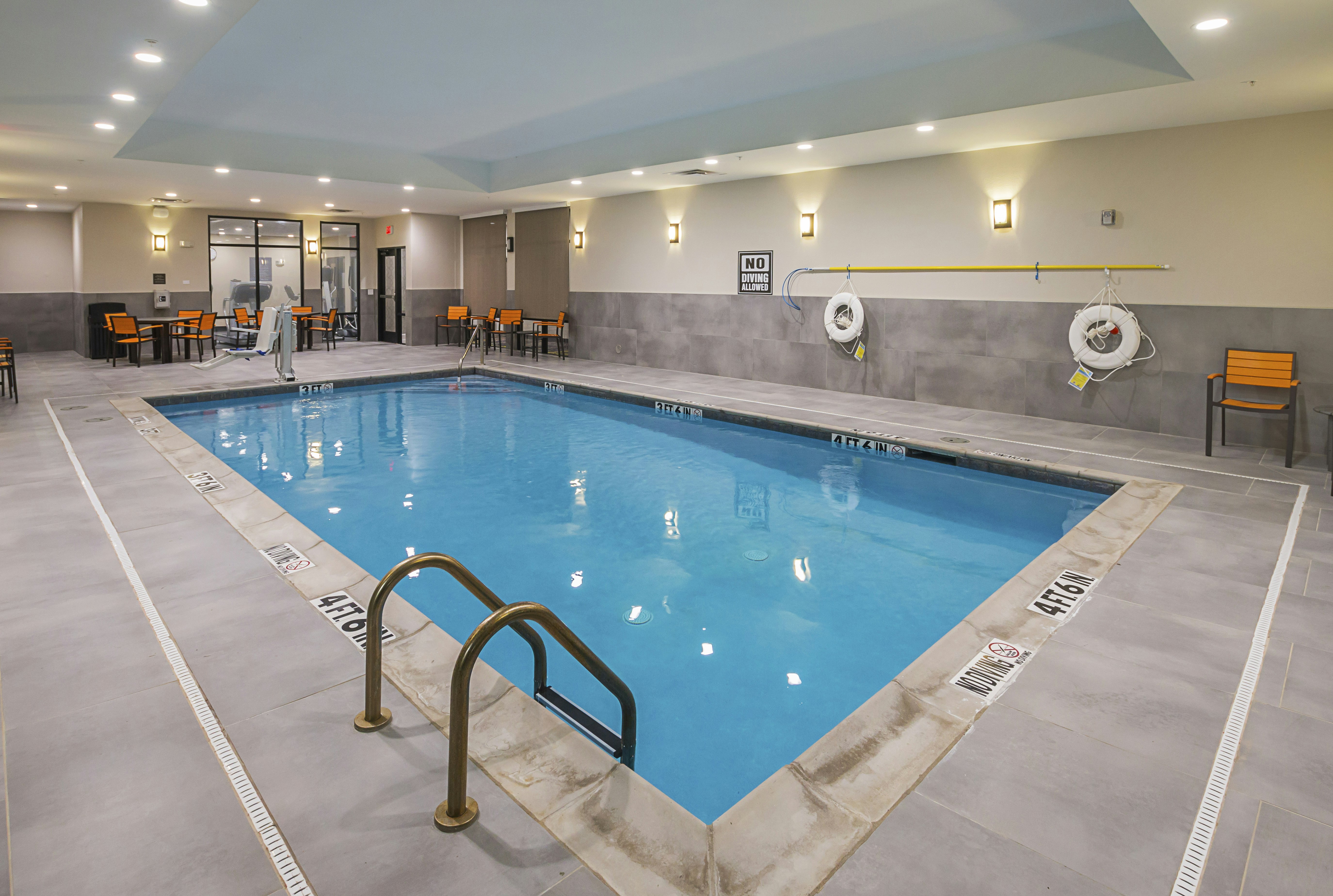 Hampton Inn & Suites Colleyville DFW Airport West 27/50