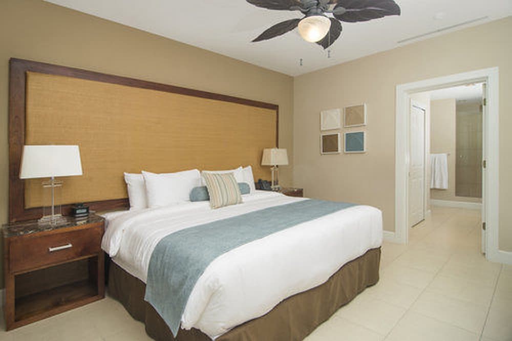 Breeze Private Residence Club 13/64