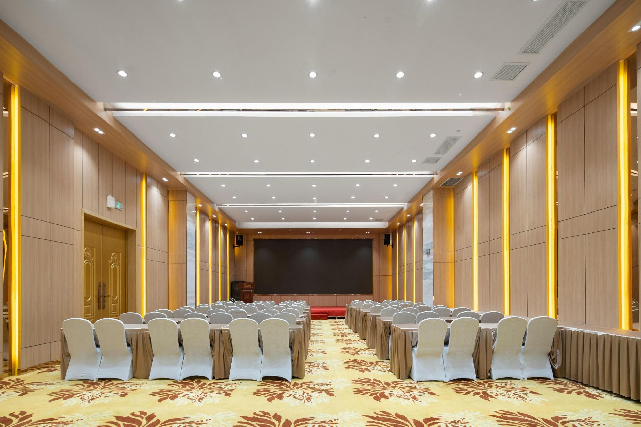 Vienna International Hotel (Wuhan Yangsi Port Yangtze River Bridge) 29/34