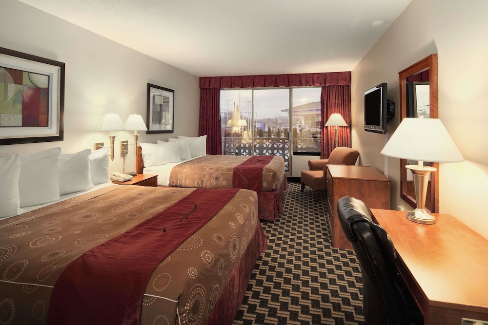 Travelodge by Wyndham Nanaimo 17/25