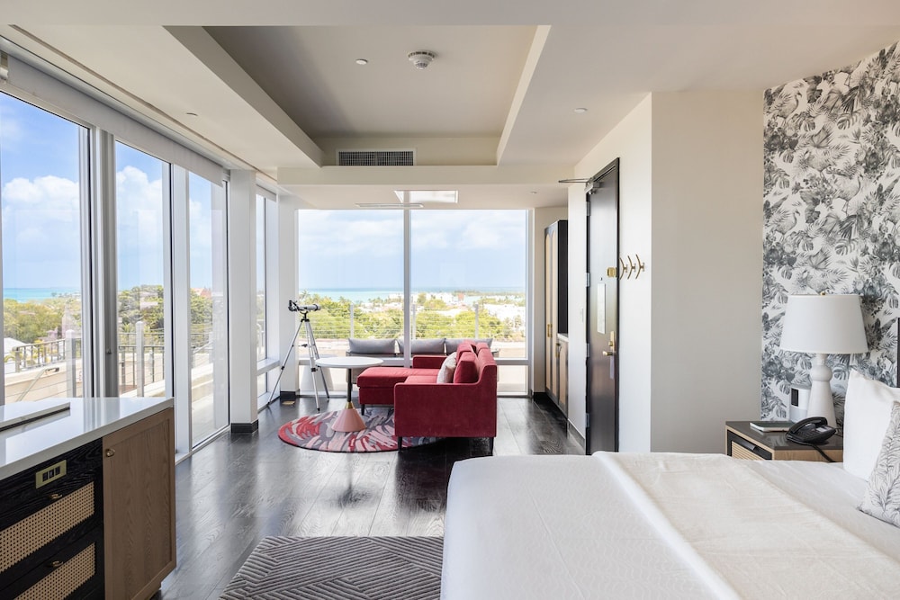 Penthouse, King Bed, with View, Corner