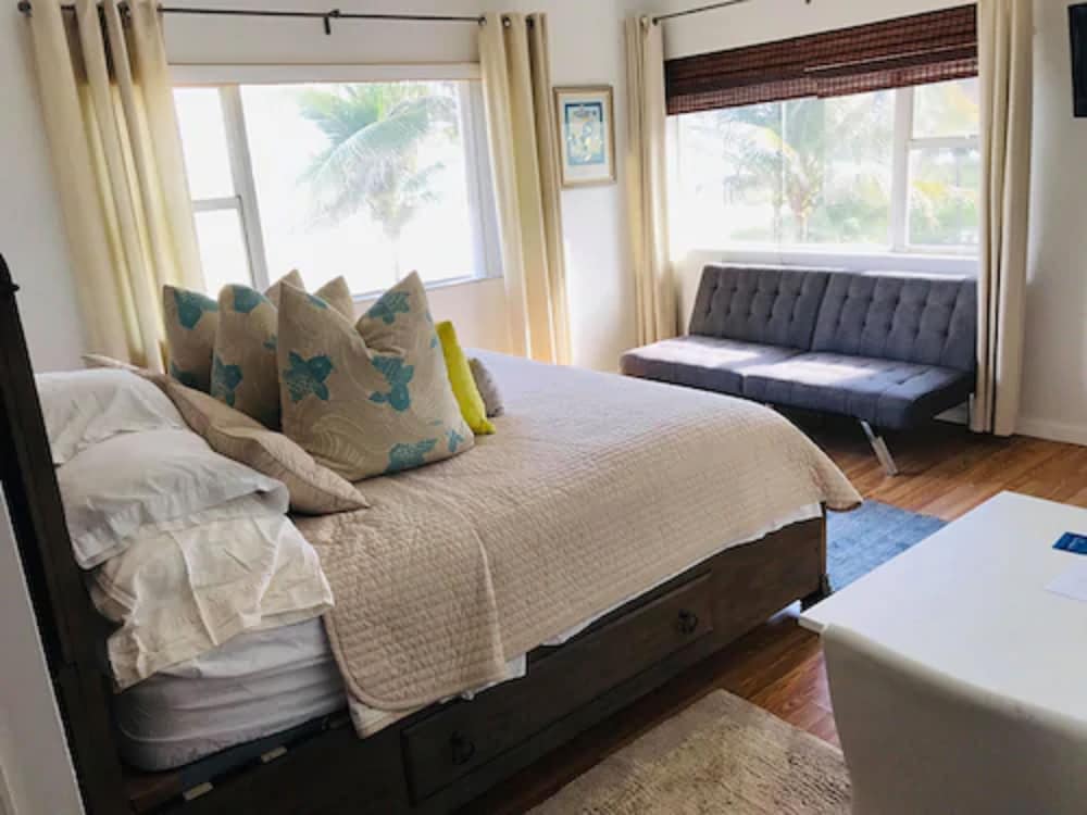 Ebb Tide Resort Oceanfront 24/69