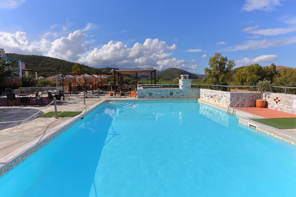 Vathi Hotel 19/50