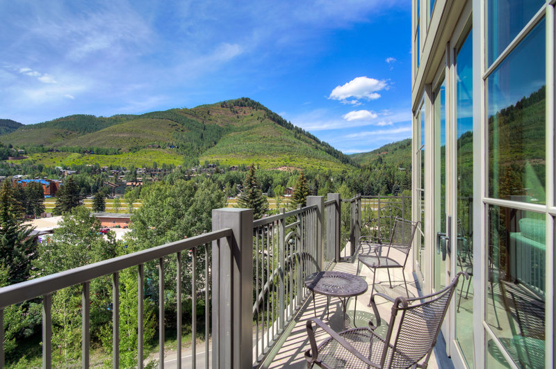 Vail Resorts' Legendary Lodging at Ritz-Carlton Residences 47/50