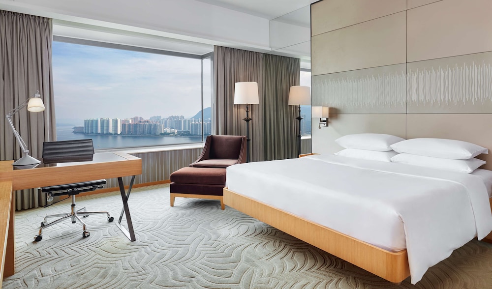 HYATT REGENCY HONG KONG SHA TIN 13/69