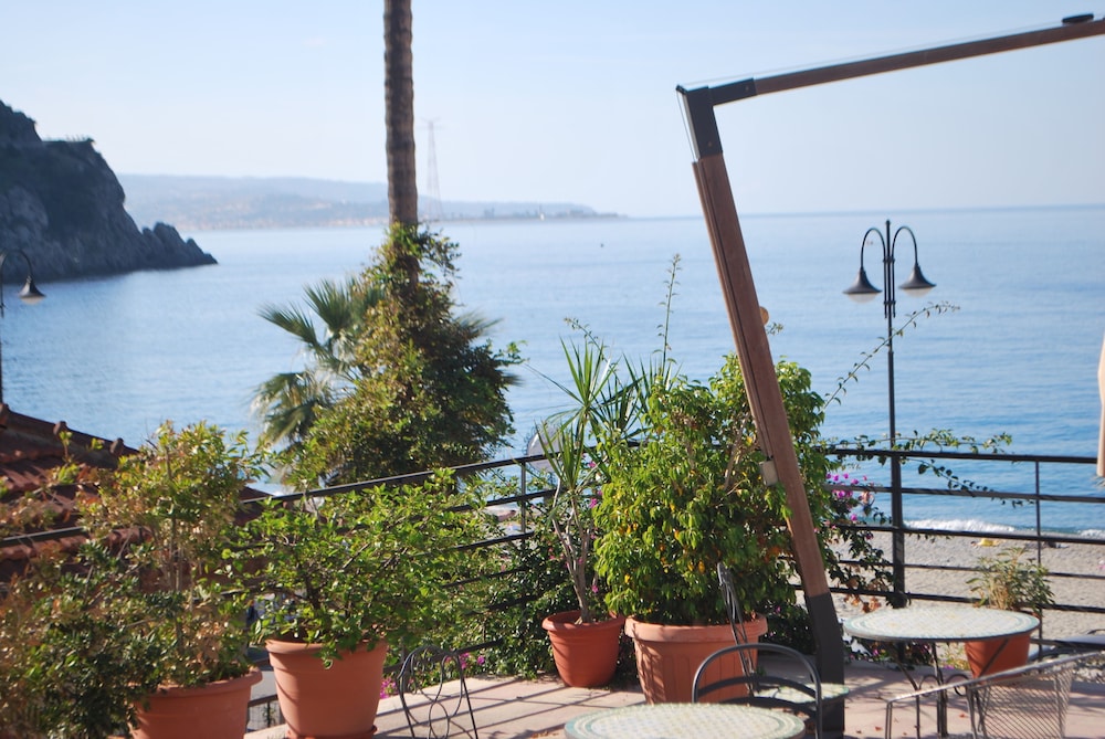 Le Sirene Scilla 54/63