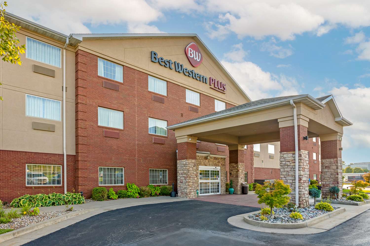 Best Western Plus Capital Inn 44/48