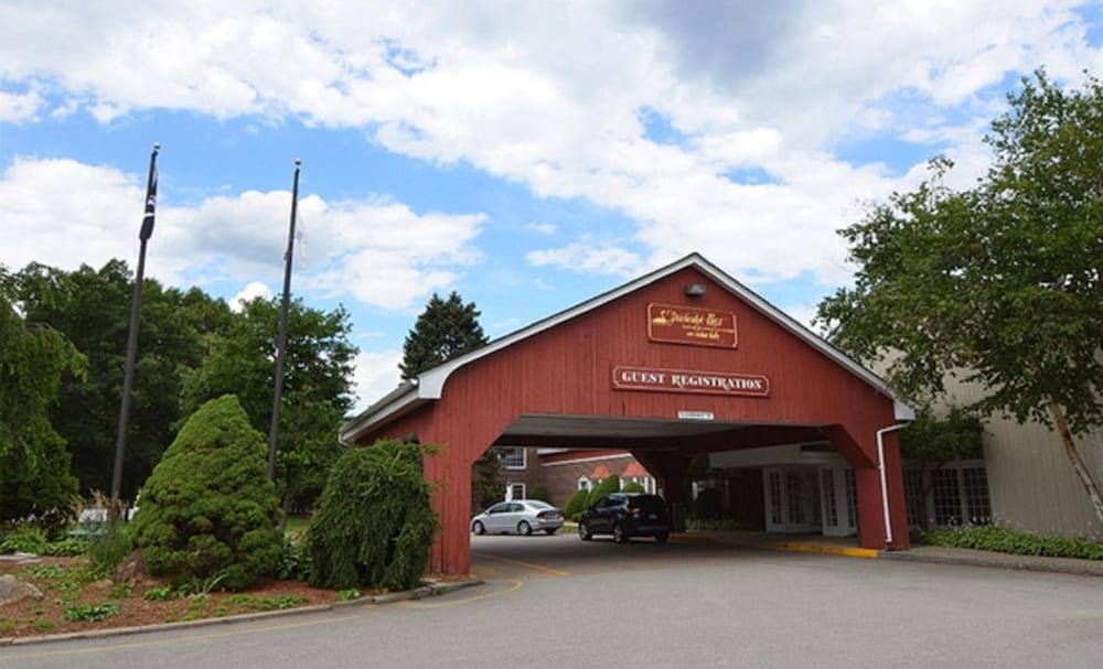 Sturbridge Host Hotel 2/71