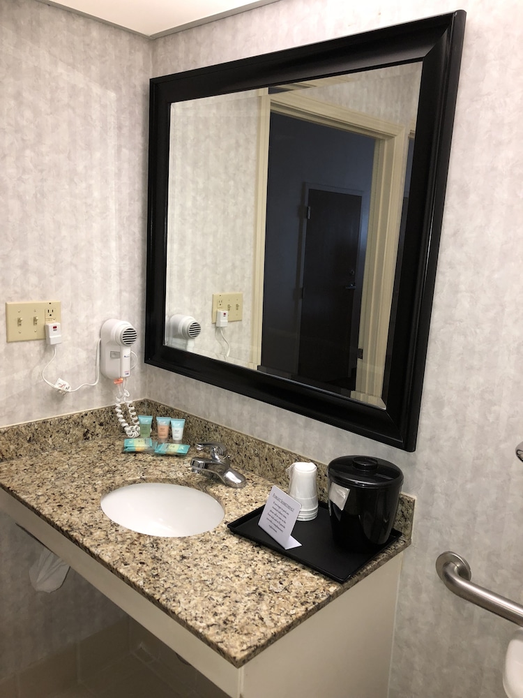 Best Western Ellisville Inn 23/43