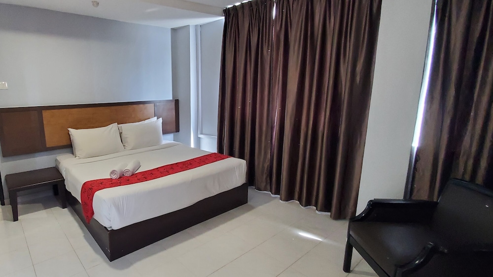 جناح عائلي بسرير كينج وسريرين منفصلين بإطلالة على البحر 2/10
