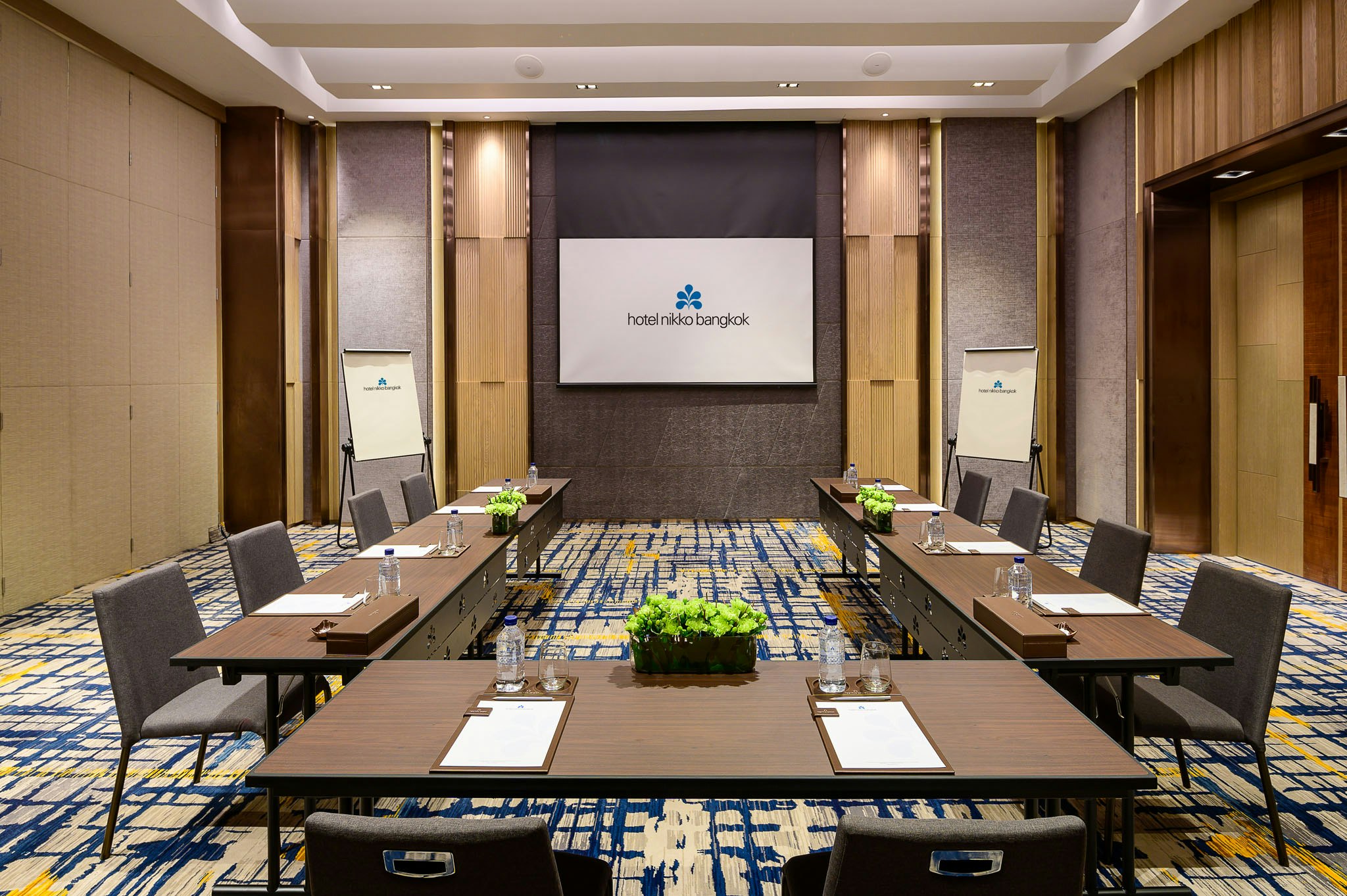 Hotel Nikko Bangkok 44/52