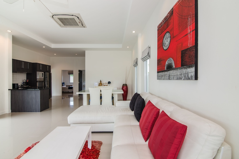 Hua Hin Pool Villa With 4 Bedrooms L27 23/50