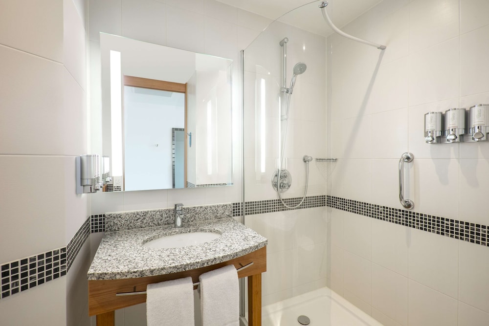 Hampton By Hilton Amsterdam Airport 12/51