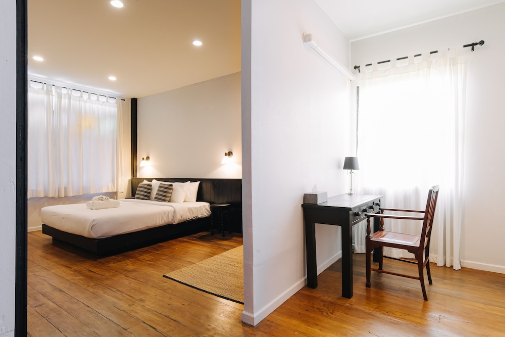 2 BEDROOMS, FAMILY SUITE