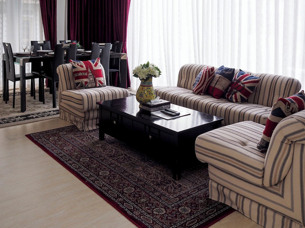 Murraya Residence 53/79