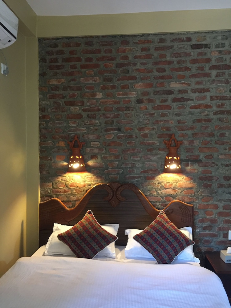 Chautari Garden Resort 36/62
