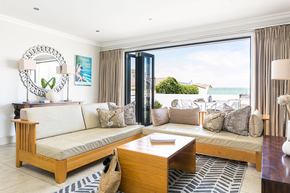 Harbour Square Hermanus Apartments 25/50