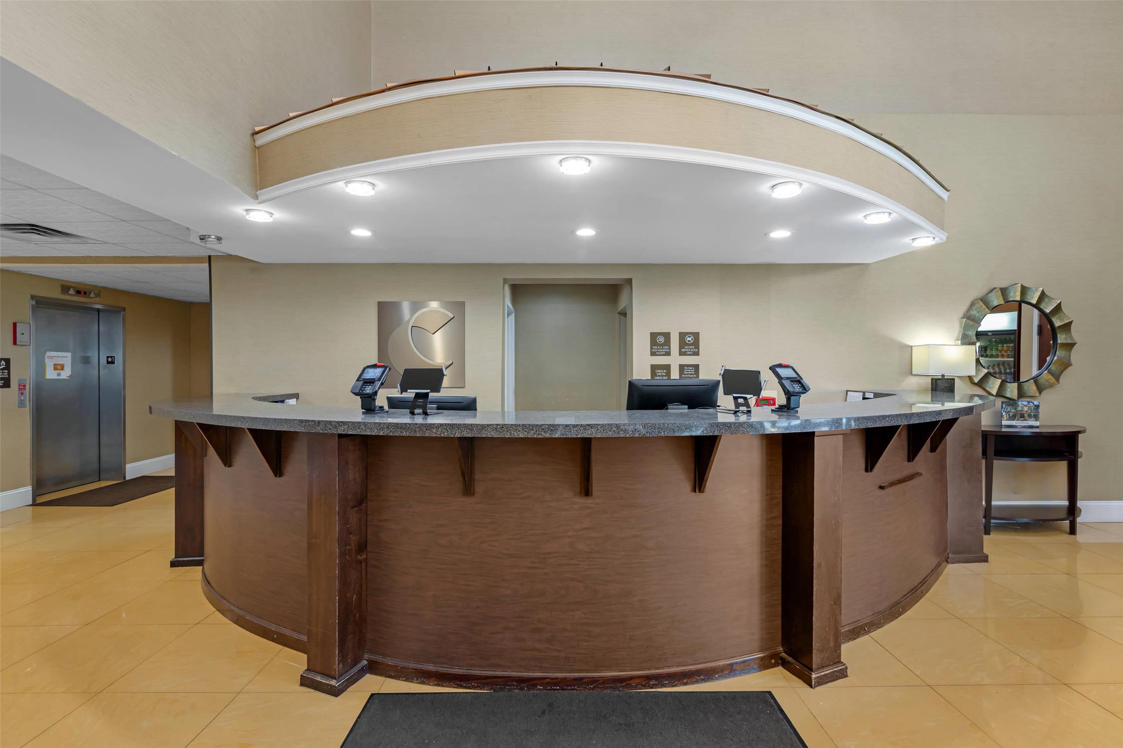 Comfort Suites Savannah Gateway I-95 6/38