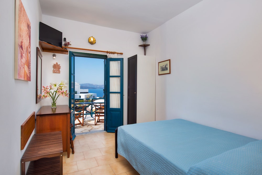 Kalimera Hotel 7/50