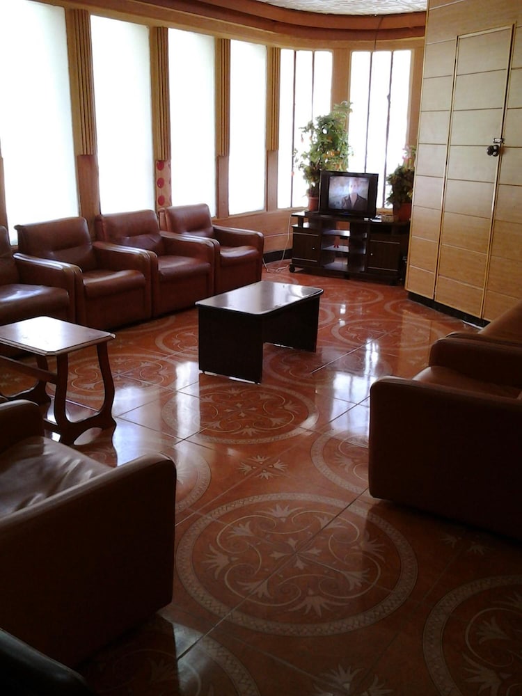 Regis Hotel 27/31