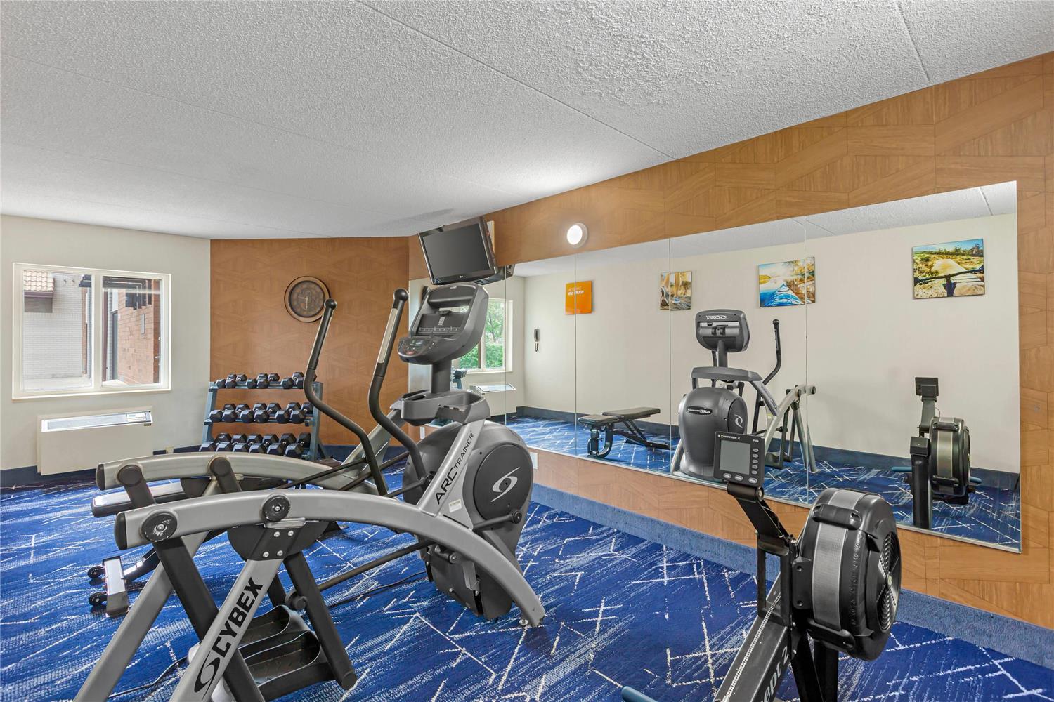 Comfort Inn St. Catherines 23/29