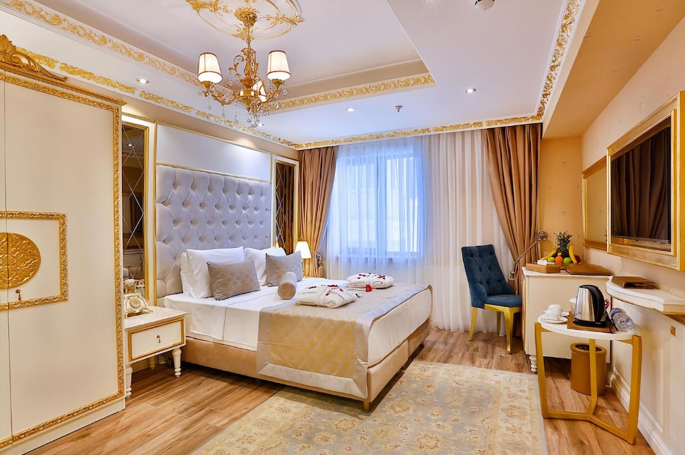 HOTEL EMIRHAN PALACE 17/67