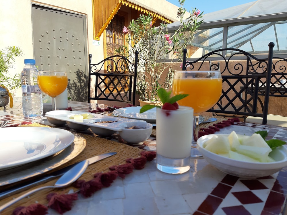 Riad Miral 39/50
