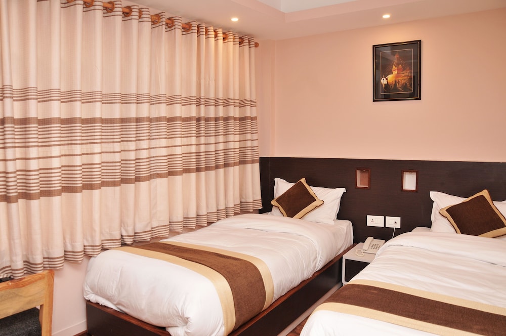 Lemon Tree Hotel 11/44