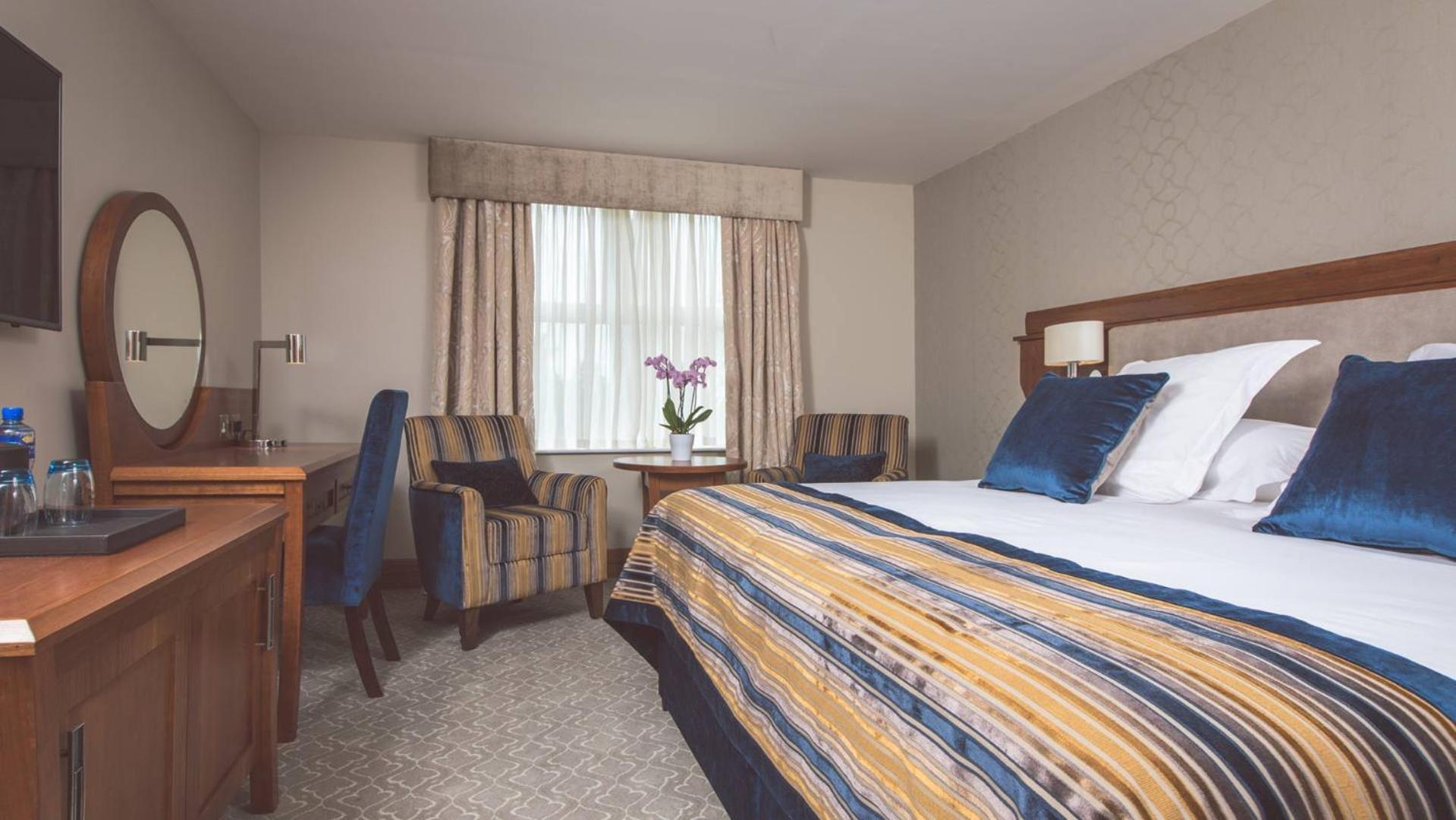 Garden, King Bed، Culloden Estate and Spa 3/10